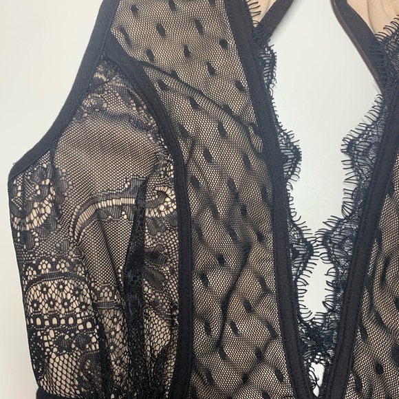 SOLD Bebe Jasper Plunging Lace Dress (Black) - Picture 4 of 9